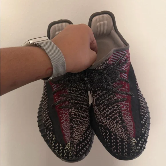 Yeezy Boost 350 V2 Yecheil